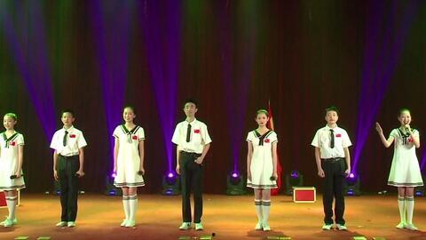 我看朗诵视频,感受文字与声音的交融